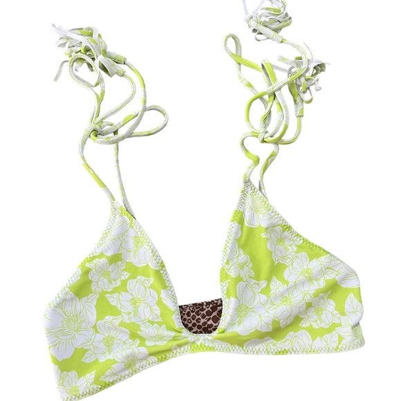 Acacia Swimwear Tijuca Top in ‘Neon Magnolia’ - Picture 1 of 3